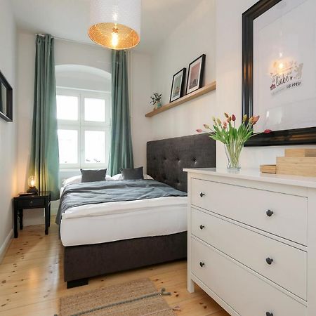 4 Personen Altbau Apartment Nahe Kurfuerstendamm - Romeo & Julia Берлін Екстер'єр фото
